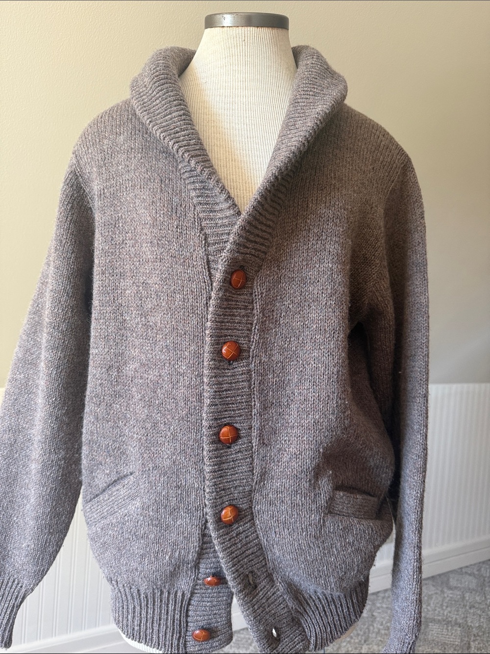Mens wool Shawl Collar Button-Up Sweater Cardigan Gray/Brown Natural Selection M